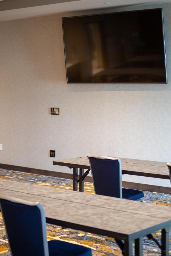 Hyatt Place Altoona/Des Moines Exterior foto